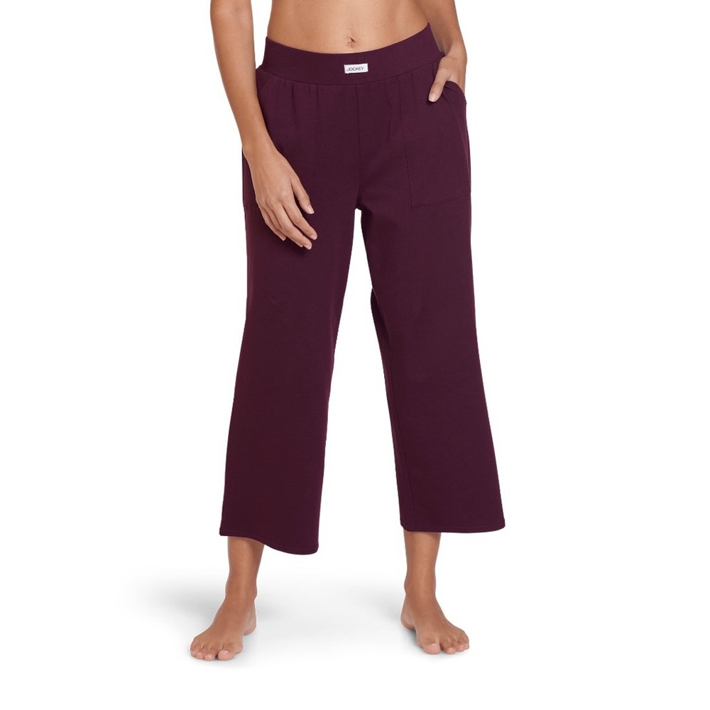 Women’s Jockey Essentials' Cropped Capri